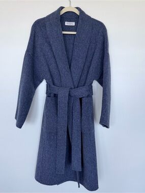 Wool and Cashmere Coat in Blue